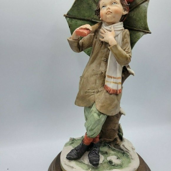Early Giuseppe Armani Capodimonte Figurine Boy Sta